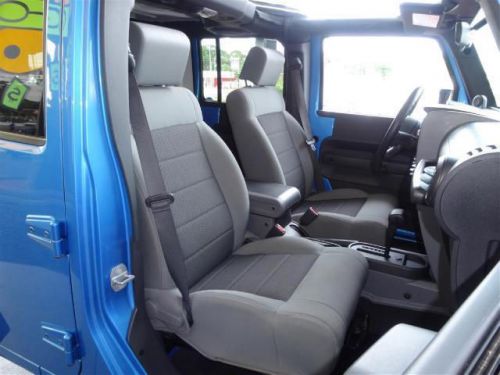 2010 jeep wrangler unlimited sport