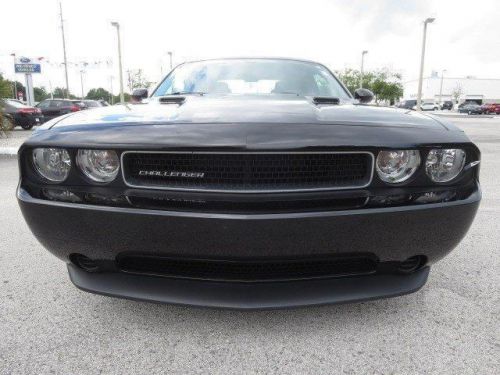 2013 dodge challenger sxt