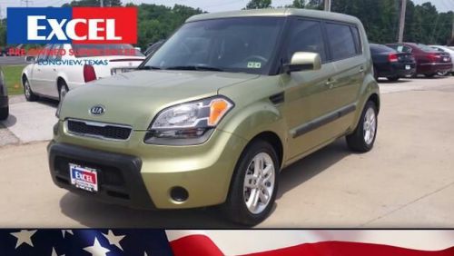 2011 kia soul +