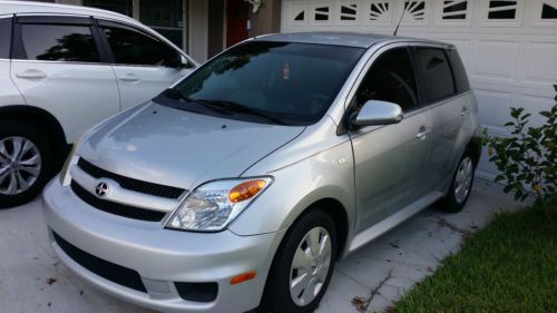 2006 scion xa base hatchback 5-door 1.5l