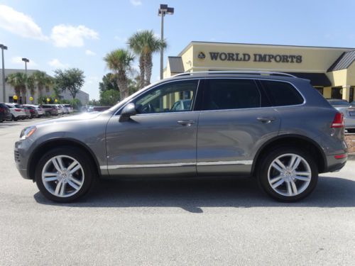 Certified 2013 vw touareg vr6 executive awd - msrp $56,545.00 - like new - save!