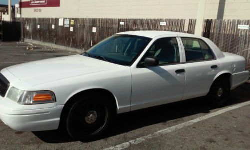 2008 ford crown victoria police interceptor sedan 4-door 4.6l