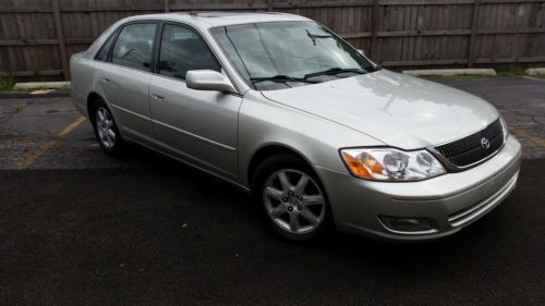 Toyota avalon xl 2000&#039; fwd very clean