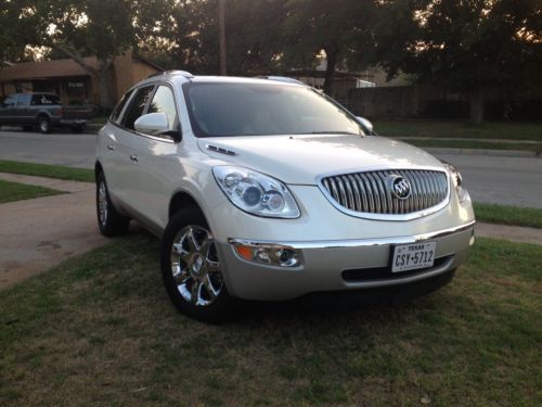 2010 buick enclave leather, awd, loaded, low mi, excellent condition