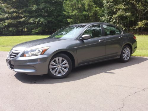 2011 honda accord ex-l sedan 4-door 2.4l ** low miles **