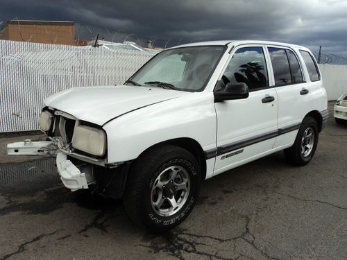 1999 chevy tracker, no reserve