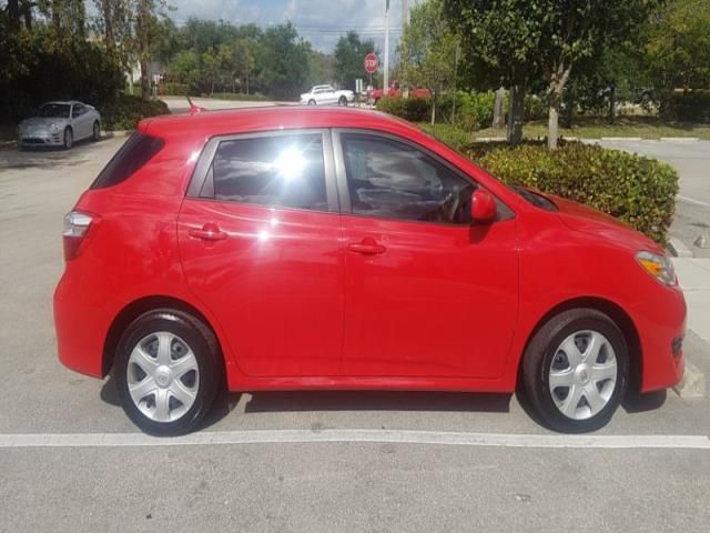 2009 toyota matrix base wagon 4-door