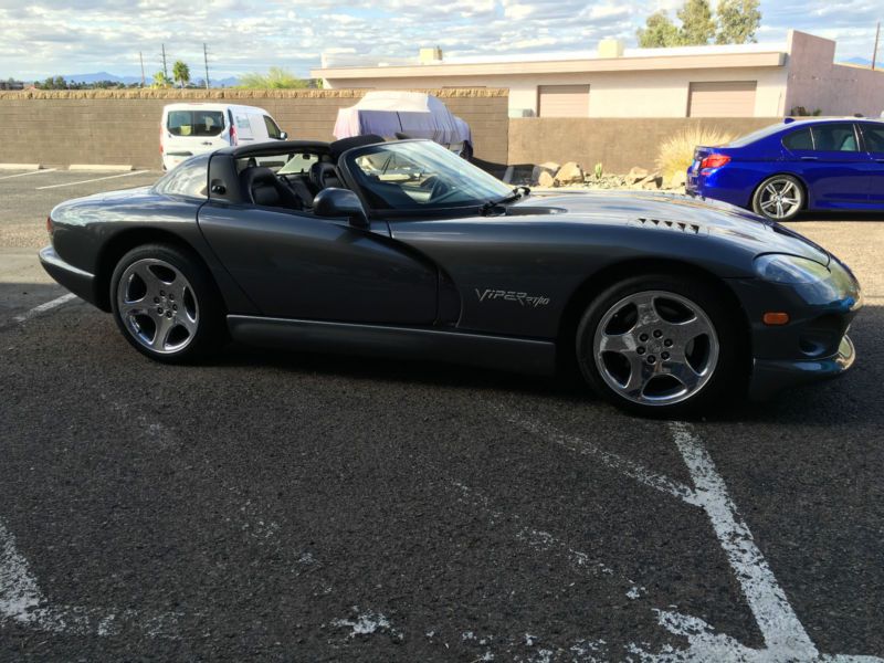 2002 dodge viper rt10