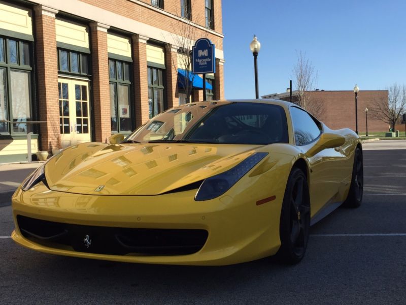 2013 ferrari 458 coupe