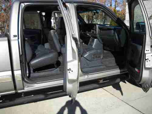 2002 Chevrolet Silverado 2500 HD LT Crew Cab Pickup 4-Door 8.1L, image 15