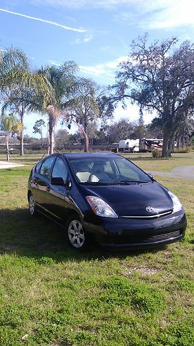 2009 toyota prius base hatchback 4-door 1.5l