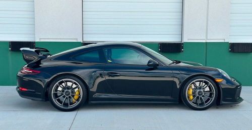 2019 porsche 911 2019 porsche 911 gt3 *fabspeed headers / tune *7/spd manual