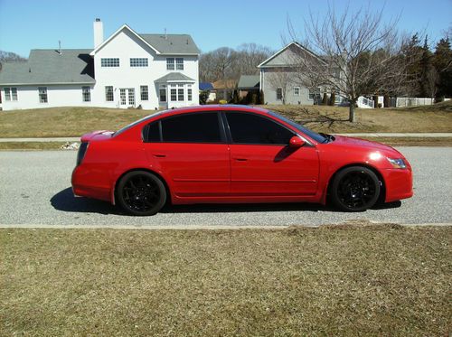 2005 nissan altima se-r sedan 4-door 3.5l 6-sp manual transmission