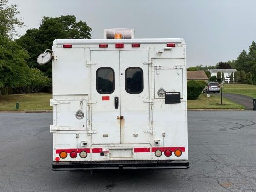 2007 gmc savana 3500 box truck 56k low miles runs like new no reserve