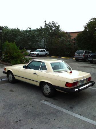 Mercedes benz 560 sl hardtop convertible