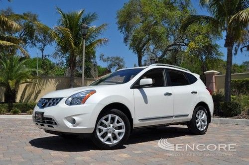 2012 nissan rogue sv sl awd**sunroof**around view monitor**navi**xenon**fla car*