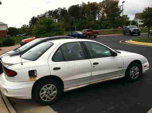 2000 Pontiac Sunifre great commuter car w/ lots of new parts and great gas milea, image 3