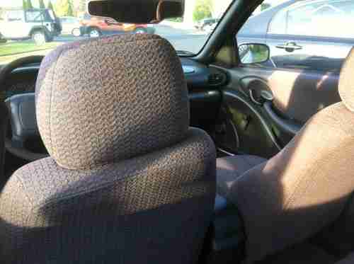 2000 Pontiac Sunifre great commuter car w/ lots of new parts and great gas milea, image 4