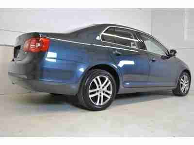 VW Alloy Wheels 1 Owner No Accident Clean Power Windows CD MP3 Automatic DSG, image 5