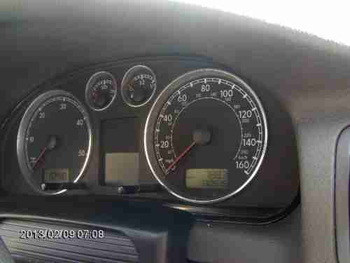 2005 Volkswagen Passat GLS Wagon 4-Door 2.0L, image 2