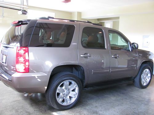 2011 gmc yukon 4wd slt w/ dvd - fairview, tn - 9,532 miles, excellent cond!