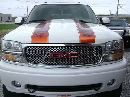 2004 gmc yukon xl denali  4dr awd suv 6.0   very sharp! dont miss this!!