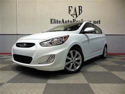 2012 accent se-new tires-satellite radio-i pod kit-alloy wheels-like new