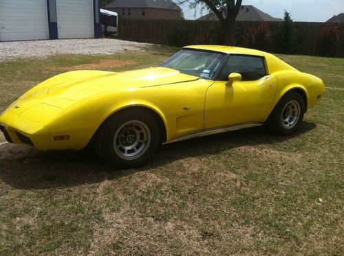 1977 chevrolet corvette coupe 350 auto