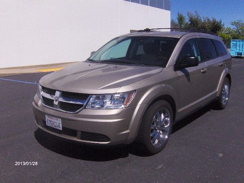 09 2009 dodge journey 71k auto cd tinted nice rims 2.4l very clean low reserve