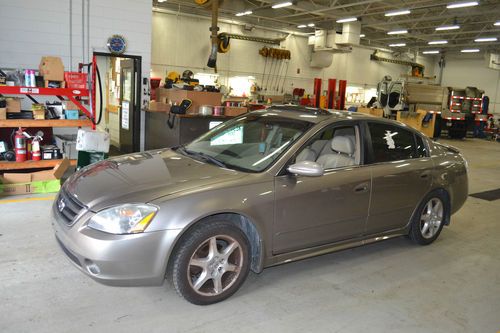 2003 nissan altima se "seized vehicle  no reserve"