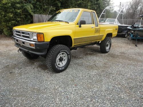 1987 toyota tacoma