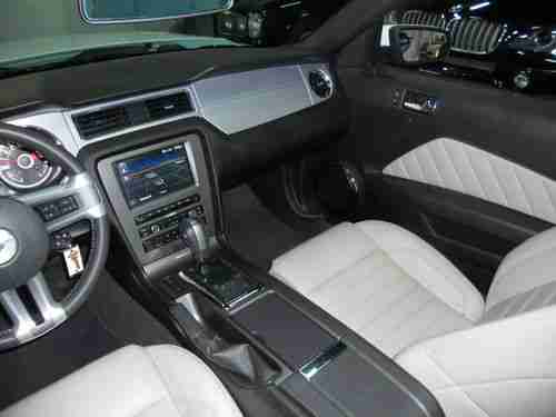 2013 Ford Mustang GT Convertible 2-Door 5.0L, image 16
