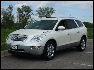 2010 buick enclave / fwd / 3rd row / leather / one owner / clean carfax