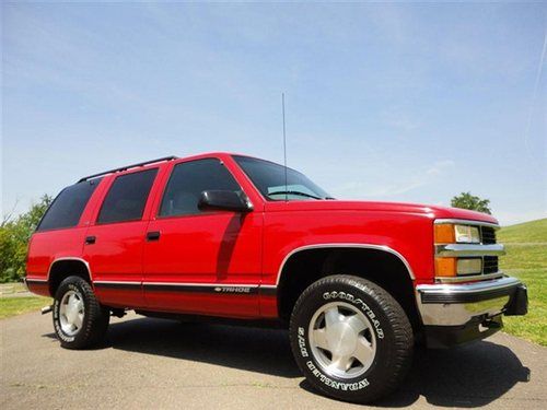 1999 chevrolet tahoe ls 4dr 4x4 only 82k mi exceptional cond garage-kept clean!