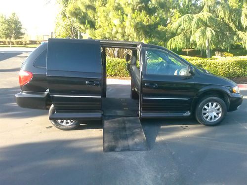 03 chrysler town&amp;country handicap van wheelchair conversion vmi no reserve