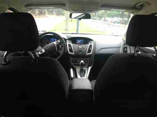 2012 Ford Focus SEL Only 20k Miles, image 7