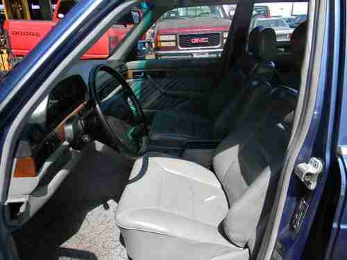 1989 Mercedes 560SEL, NO RESERVE, image 10