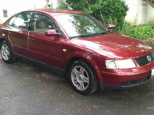 2000 Volkswagen Passat GLX Sedan 4-Door 2.8L, image 4