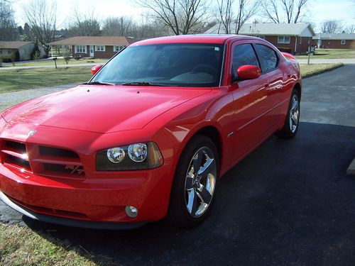 2008 dodge charger rt w/r&amp;t package one owner garage kept 29000 miles
