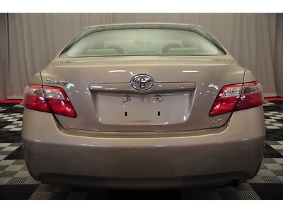 CAMRY, RELIABLE,LE,CHEAP, GREAT ON GAS, image 9