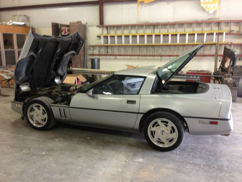 1988 chevrolet corvette coupe