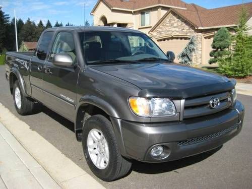 Toyota tundra limited - excellent condition
