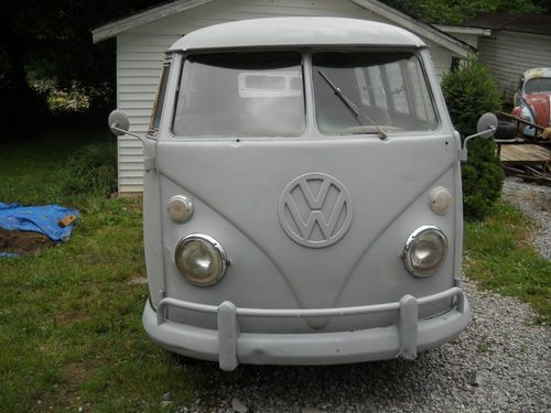 Vw bus transporter type 2