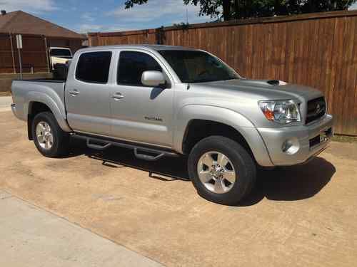 2008 toyota tacoma 4wd 6 spd crew cab pickup 4.0l trd sport