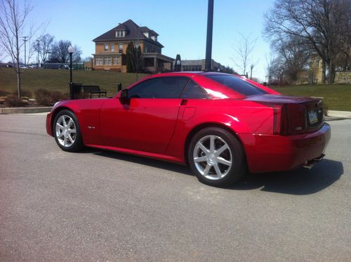 2004 cadillac xlr base convertible 2-door 4.6l