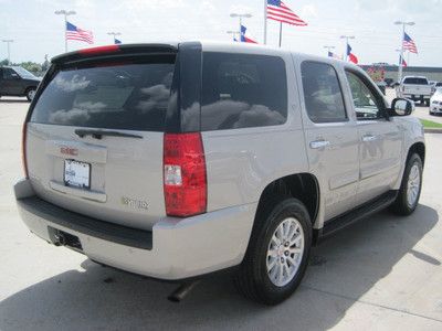 Hybrid Hybrid-electric SUV 6.0L NAV CD AM/FM Stereo w/Navigation/CD/MP3 Spoiler, image 7