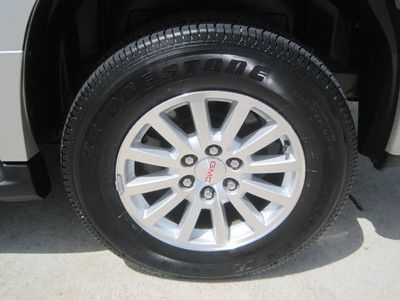 Hybrid Hybrid-electric SUV 6.0L NAV CD AM/FM Stereo w/Navigation/CD/MP3 Spoiler, image 11