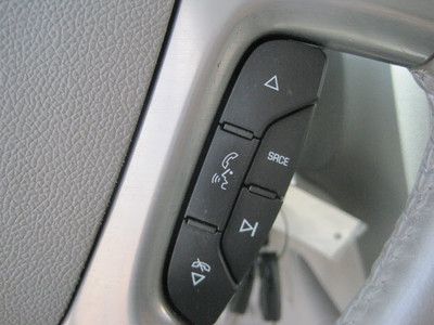 Hybrid Hybrid-electric SUV 6.0L NAV CD AM/FM Stereo w/Navigation/CD/MP3 Spoiler, image 16