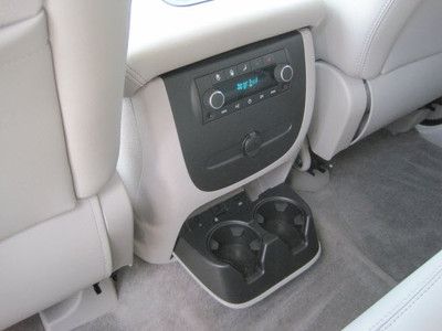 Hybrid Hybrid-electric SUV 6.0L NAV CD AM/FM Stereo w/Navigation/CD/MP3 Spoiler, image 27