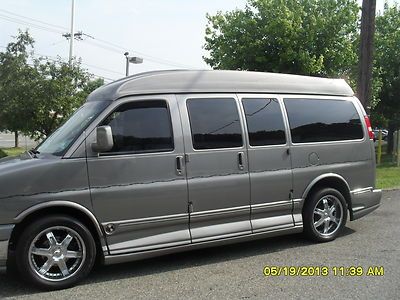GMC Savana Turtle Top Conversion Van by Explorer Van Co. w/ No Reserve, image 3